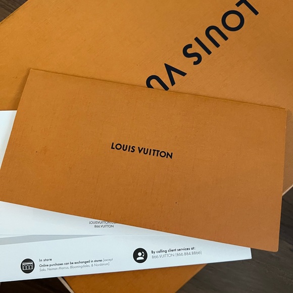 Louis Vuitton booties - Picture 3 of 11